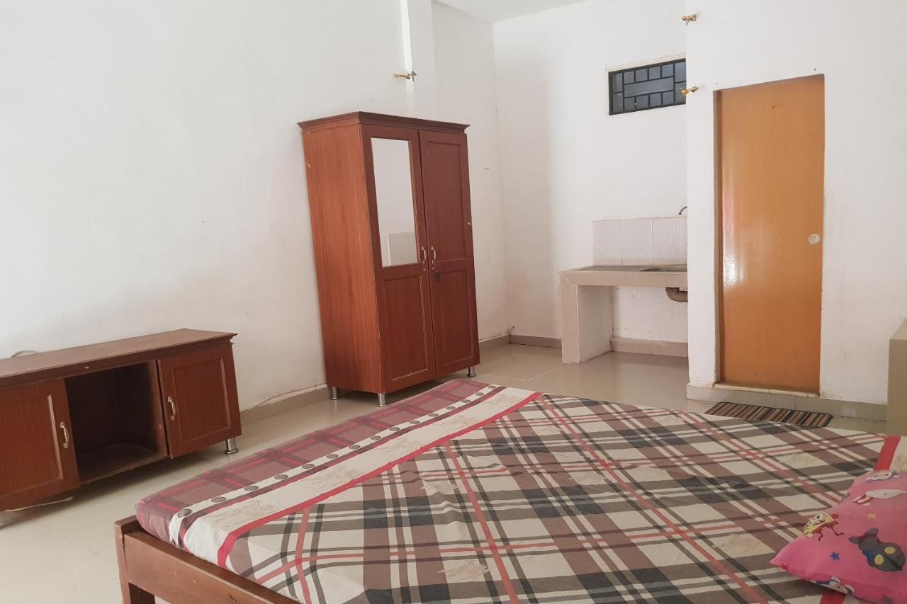 Oyo 91647 Sanina Residence 先达 外观 照片