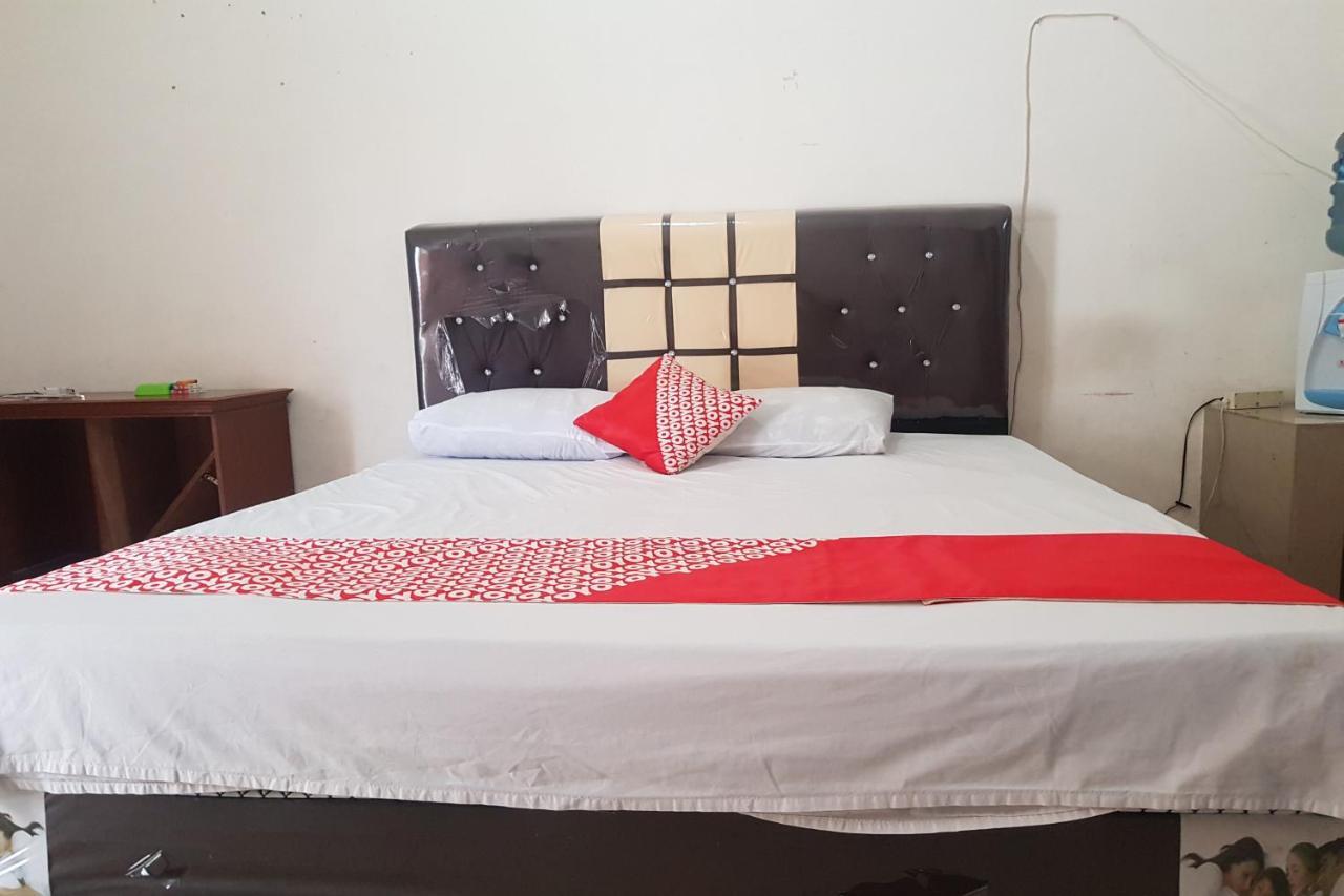 Oyo 91647 Sanina Residence 先达 外观 照片